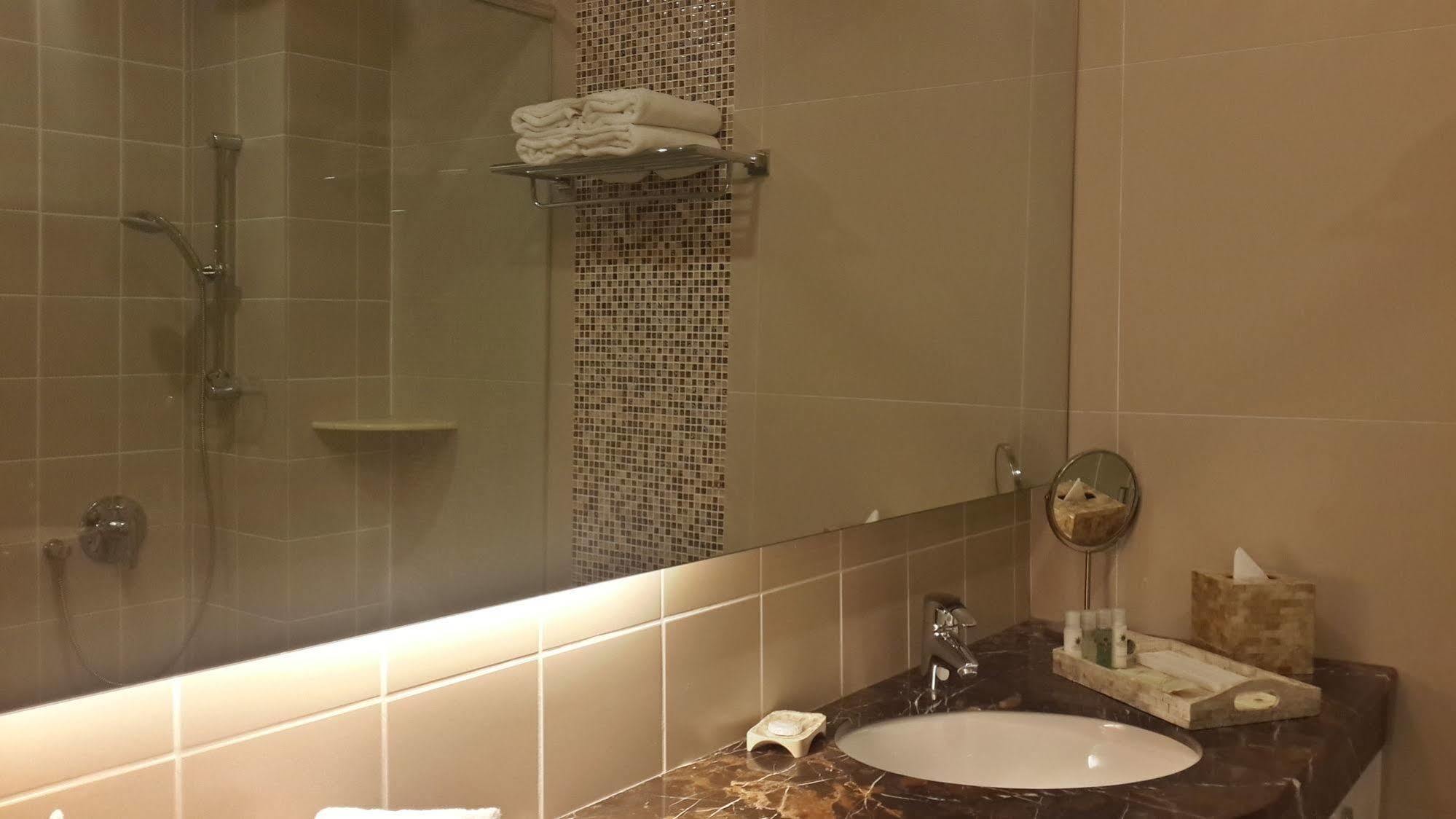 Rc Hotel Melaka Kültér fotó